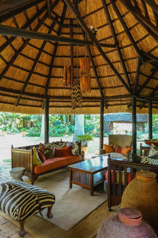 Amanzi Lodge Harare Exterior foto